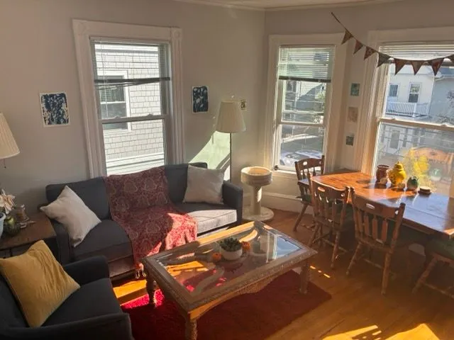 Spring 2026 sublet near Tufts — photo 2