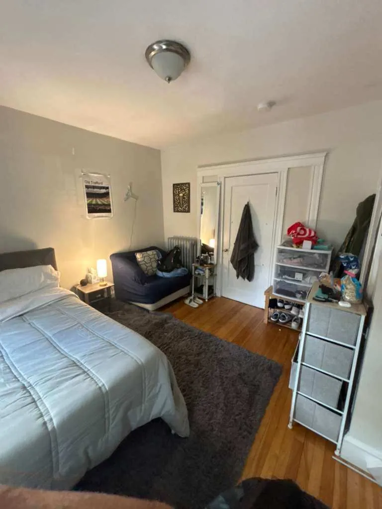 Spring 2026 sublet near Tufts — photo 2
