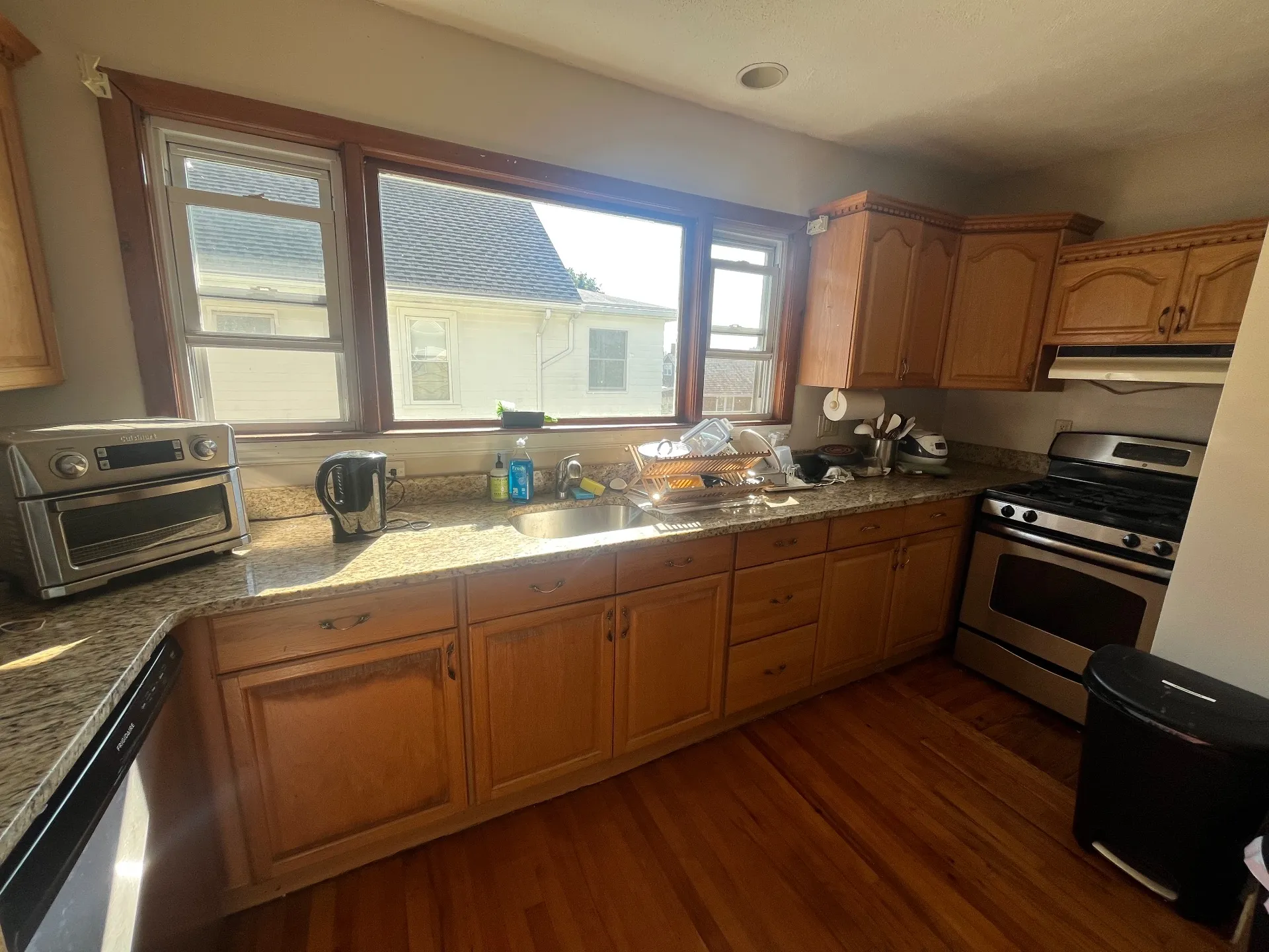 Spring 2026 sublet near Tufts — photo 5
