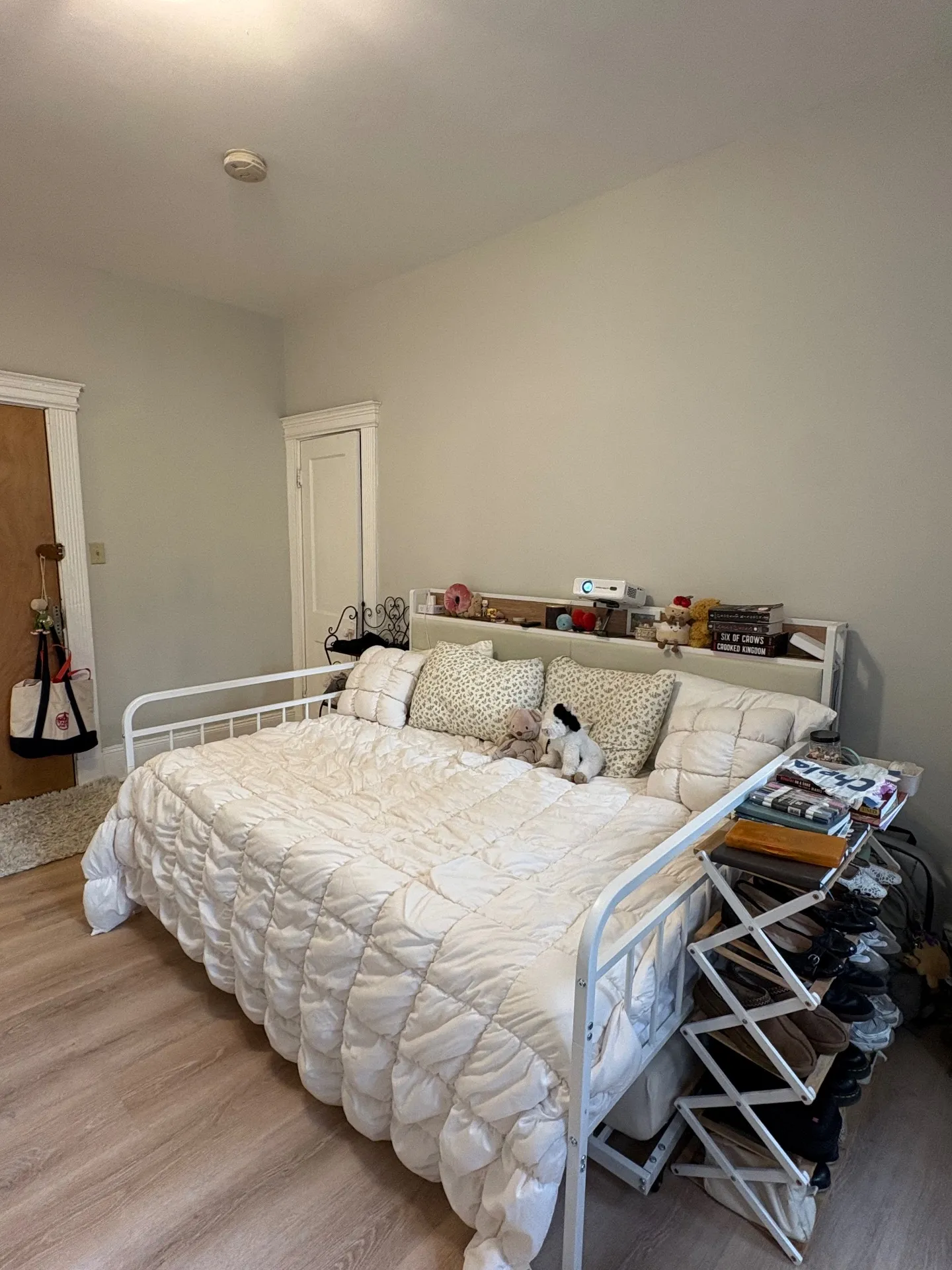 Summer 2026 sublet near Berklee — photo 2