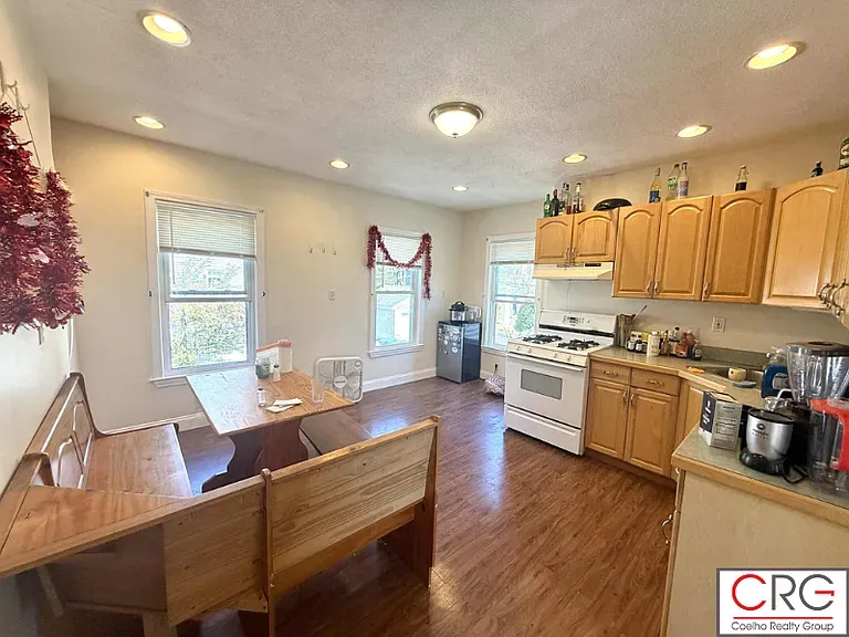 Spring 2027 sublet near Tufts — photo 3