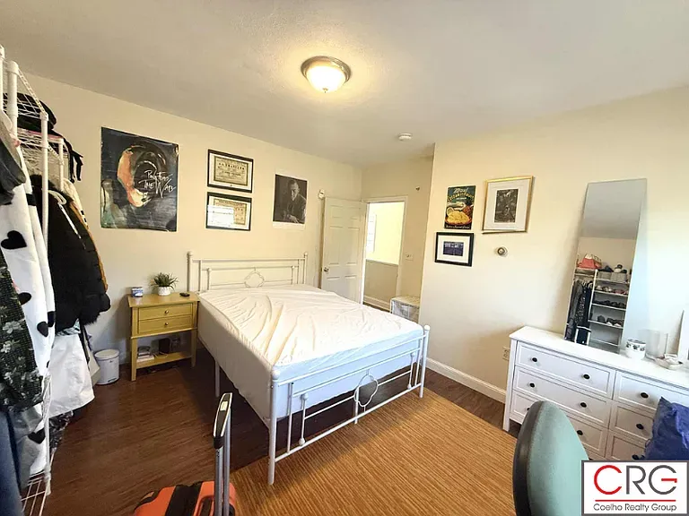 Summer 2026 sublet near Tufts — photo 1