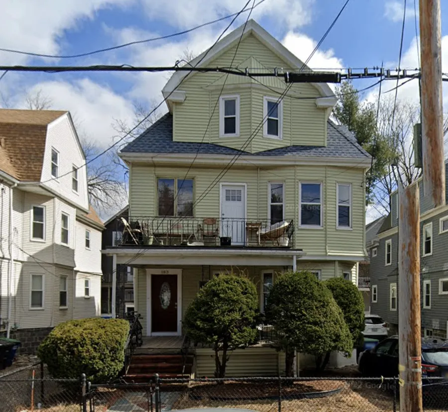Summer 2026 sublet near Tufts — photo 1