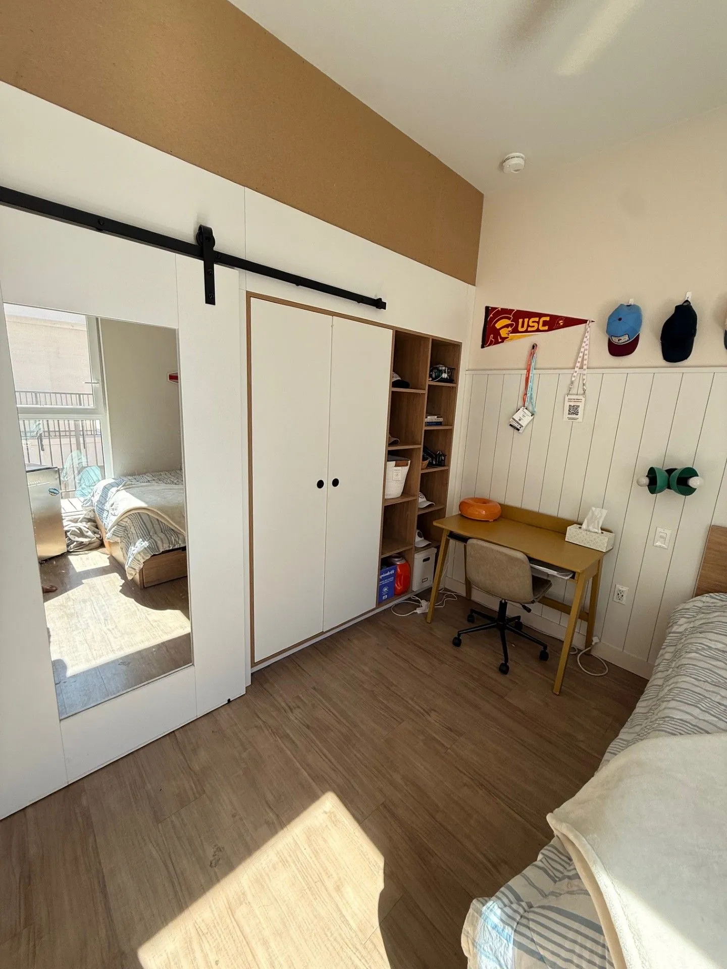 Summer 2026 sublet near USC — photo 2