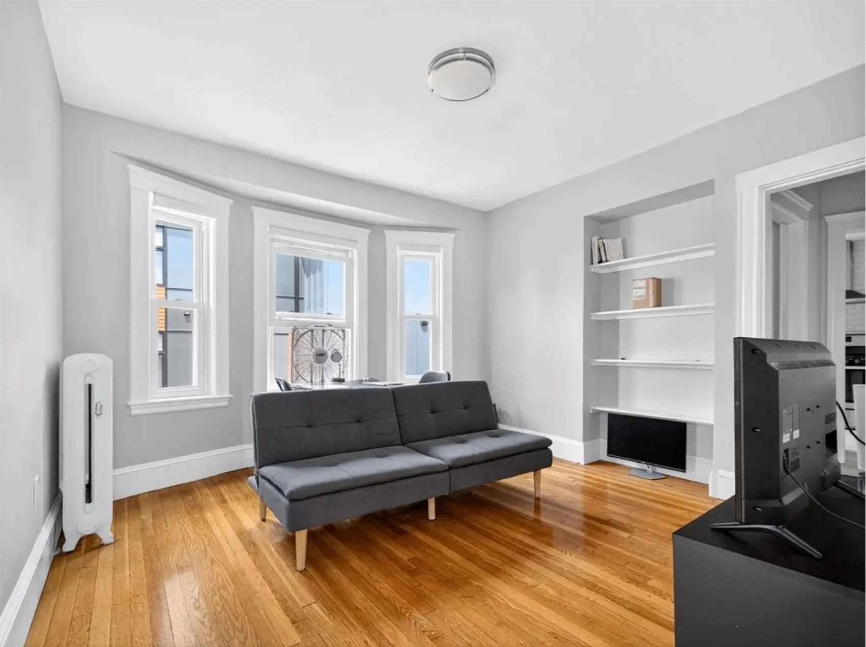 Fall 2026 sublet near Tufts — photo 3