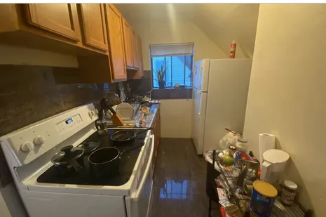 Summer 2027 sublet near Tufts — photo 2