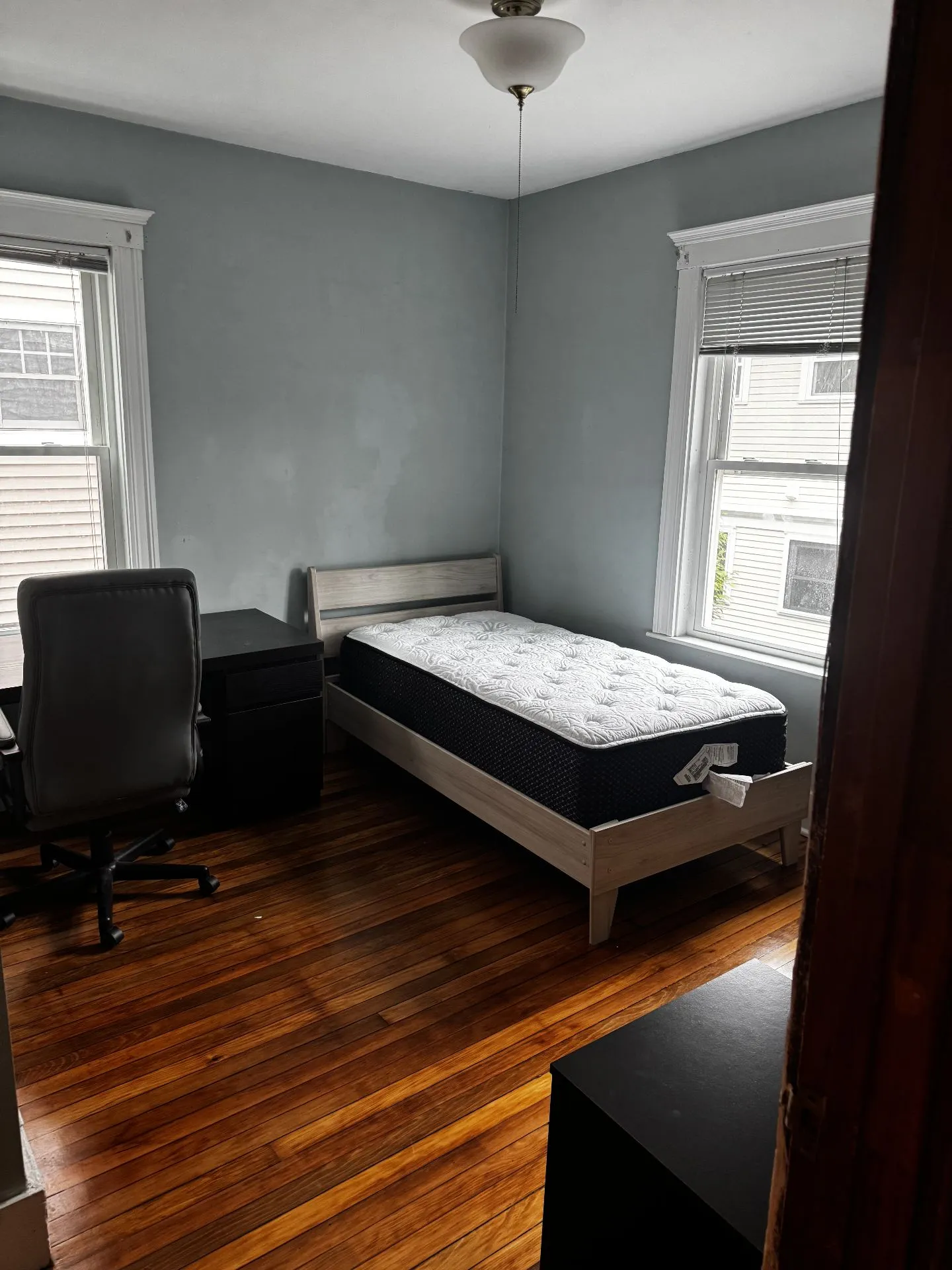 Summer 2026 sublet near Tufts — photo 1