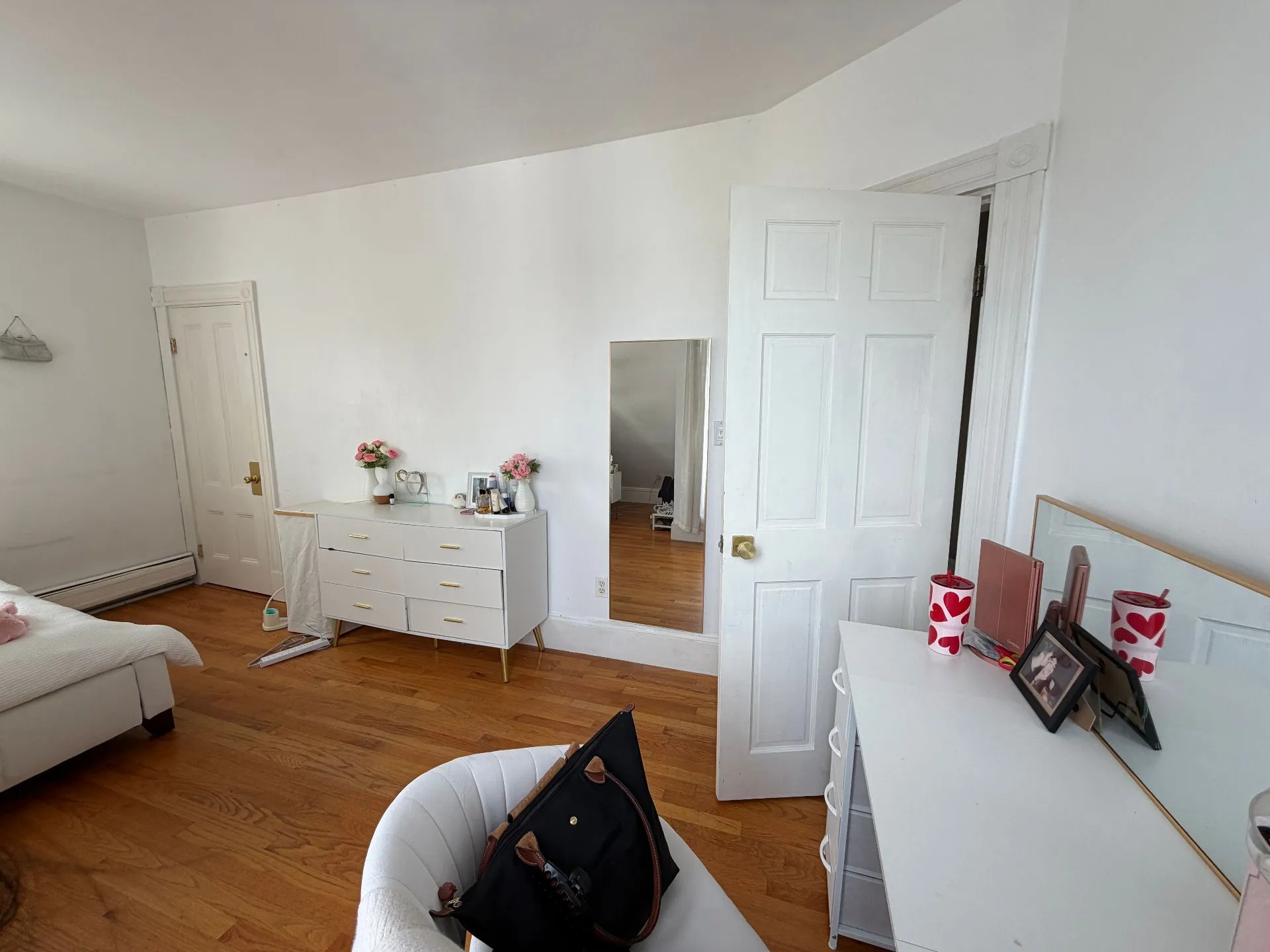 Spring 2027 sublet near Tufts — photo 2